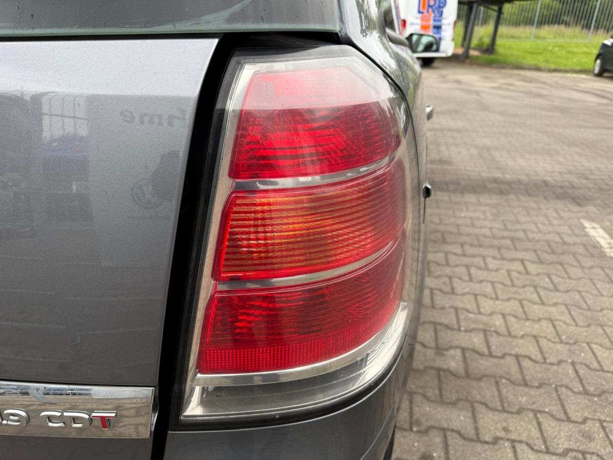 Opel Zafira B original R&uuml;ckleuchte R&uuml;cklicht rechts Vorfacelift BJ06